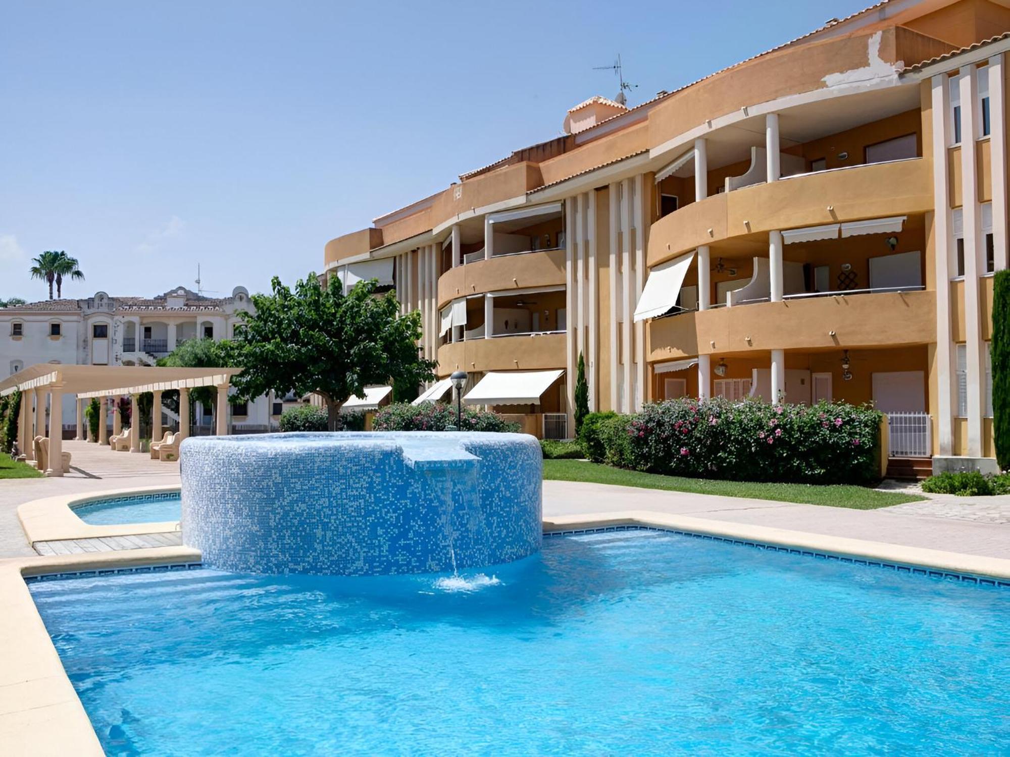 Con Piscina En Residencial Mediterraneo By Alterhome Dénia